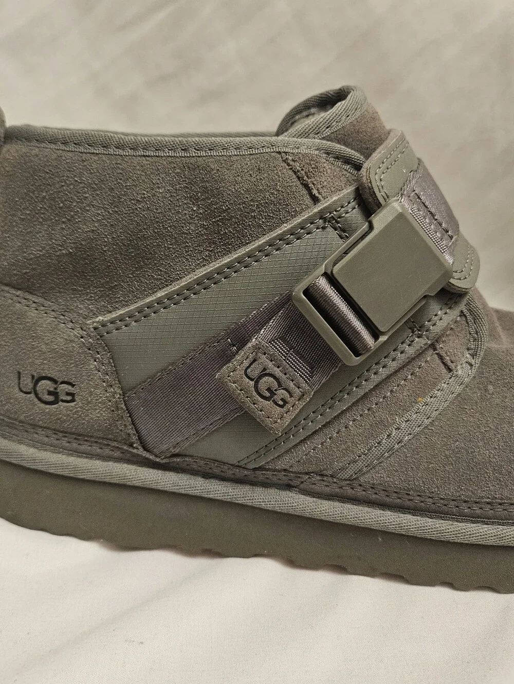 UGG Neumel Snapback Suede Boots Mens 10 Grey 1118570 Winter Outdoor